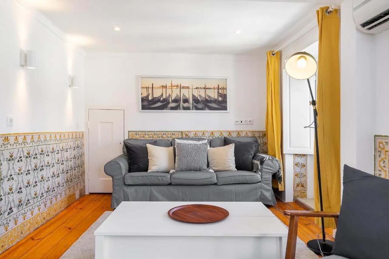 Whome Charming And Historical Apartment In Santa Justa Lisbon Portugal