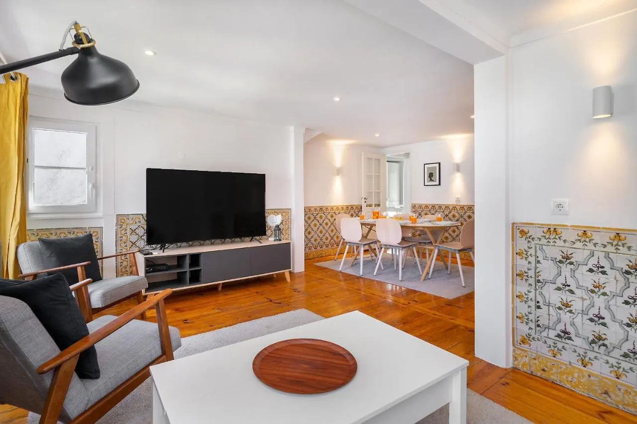 Whome Charming And Historical Apartment In Santa Justa Lisbon